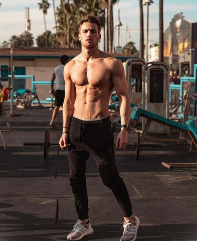 Leslie Moore